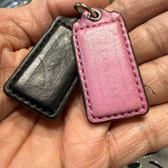 Coach Signature Jacquard Shoulder Bag – Black/Grey Patent Leather Trim - Picture 7 of 16